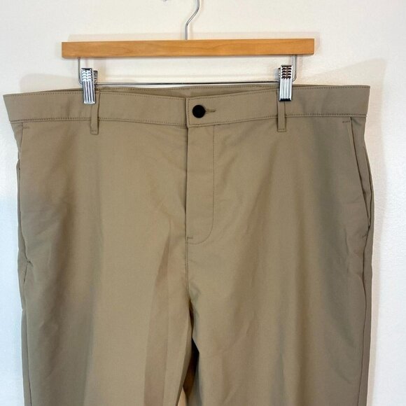 Banana Republic Performance Chino Pants Men's Size 40x30 Polyester Khaki NEW - Picture 6 of 15